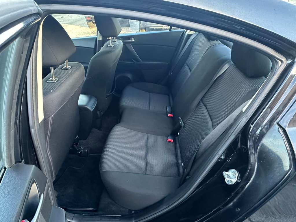 2013 Mazda Mazda3 Image 20