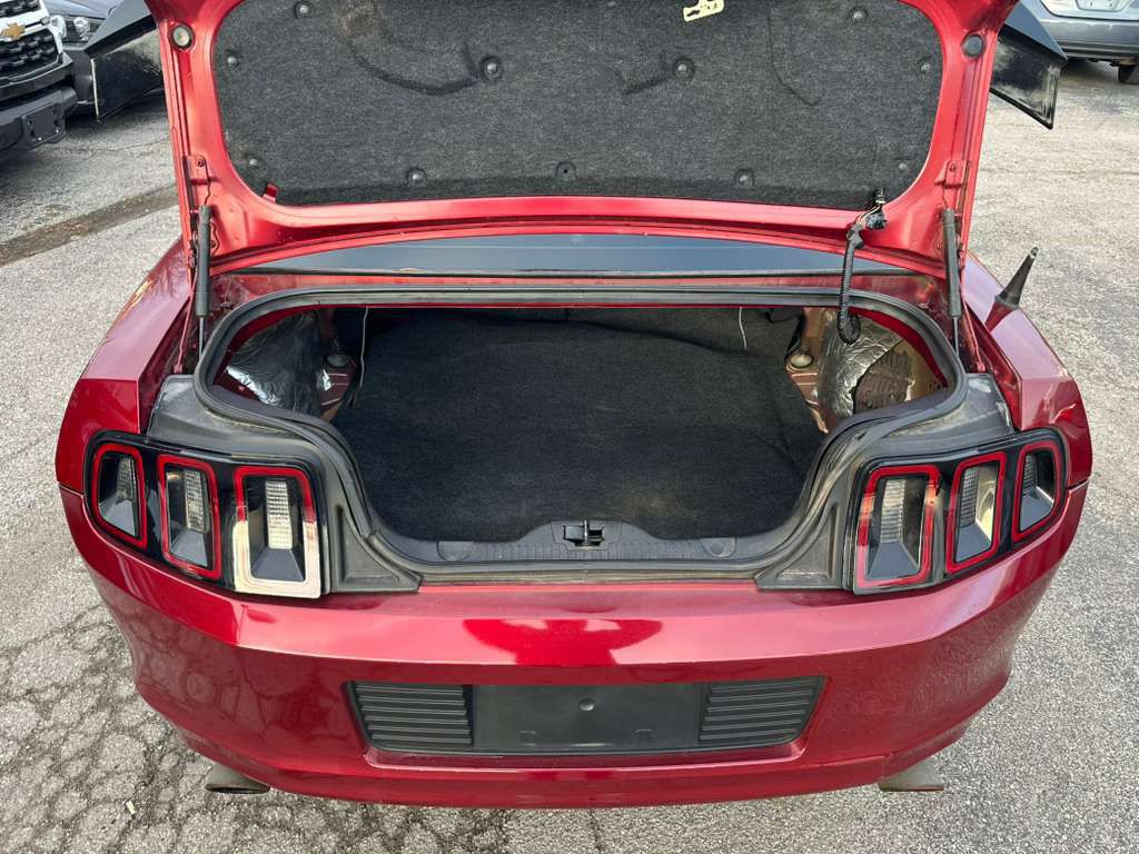 2014 Ford Mustang Image 21