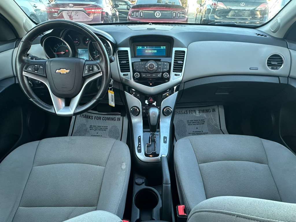 2014 Chevrolet Cruze Image 14