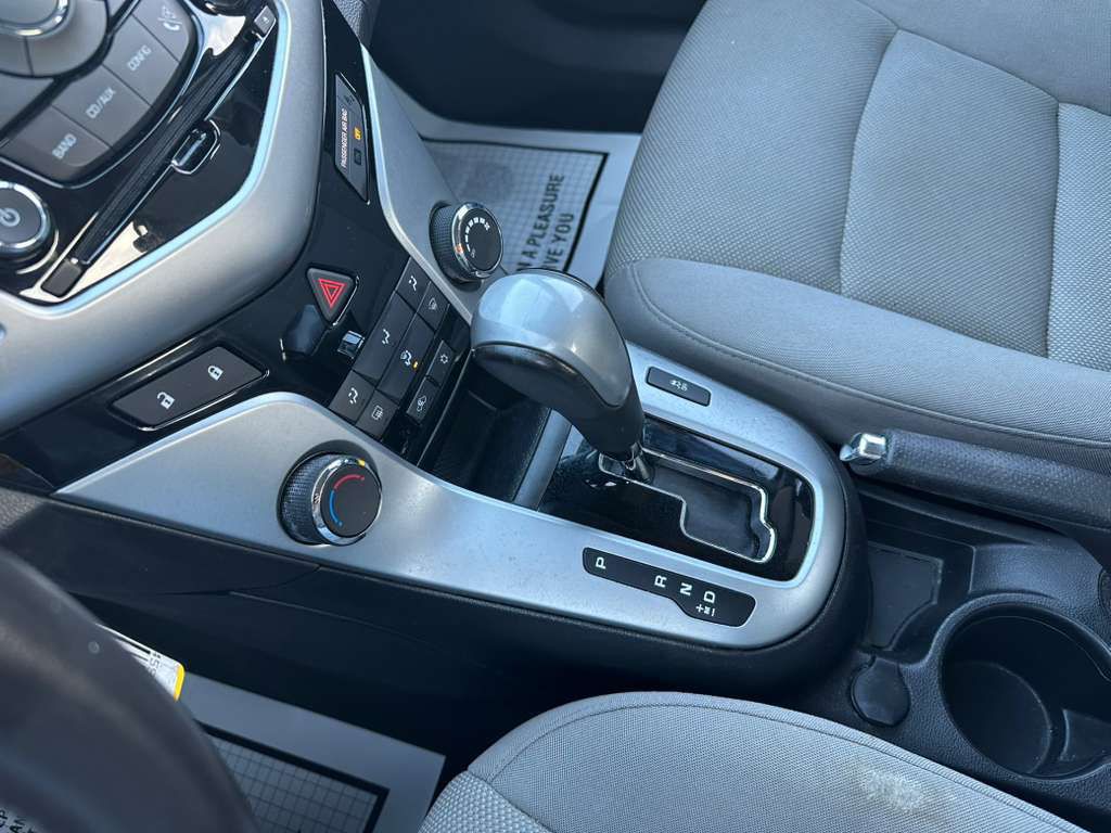 2014 Chevrolet Cruze Image 17