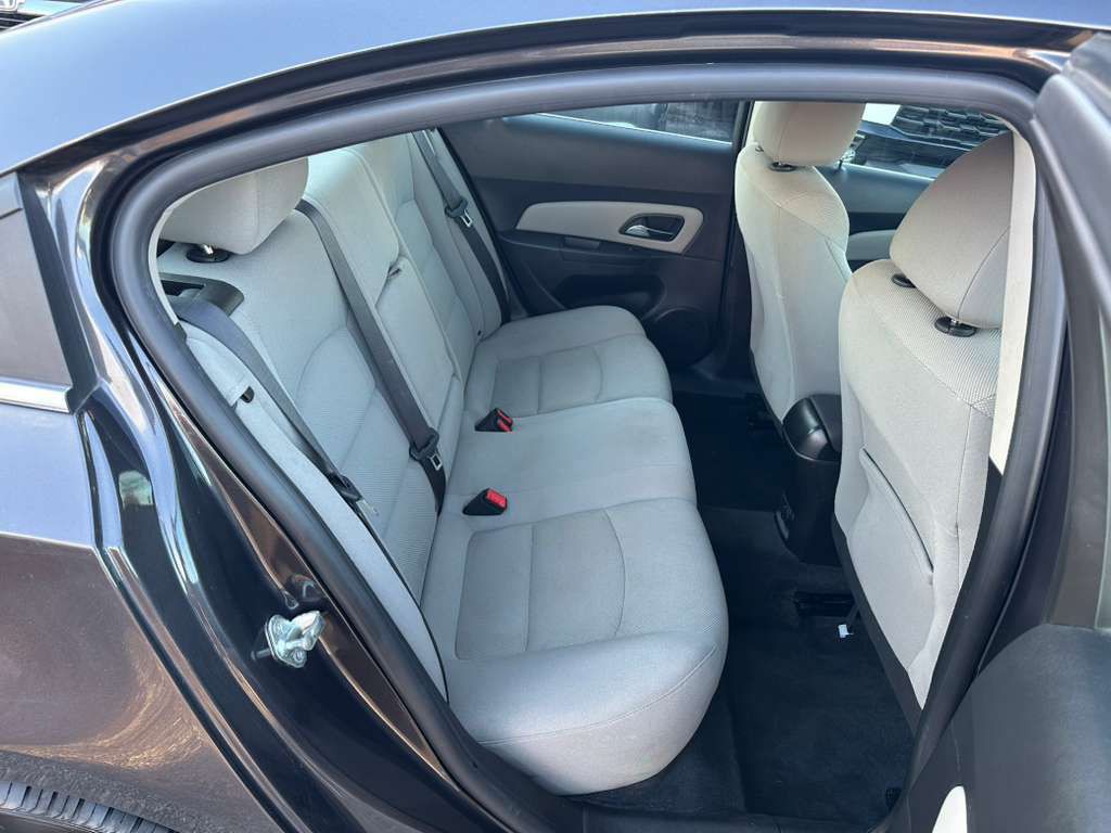 2014 Chevrolet Cruze Image 18