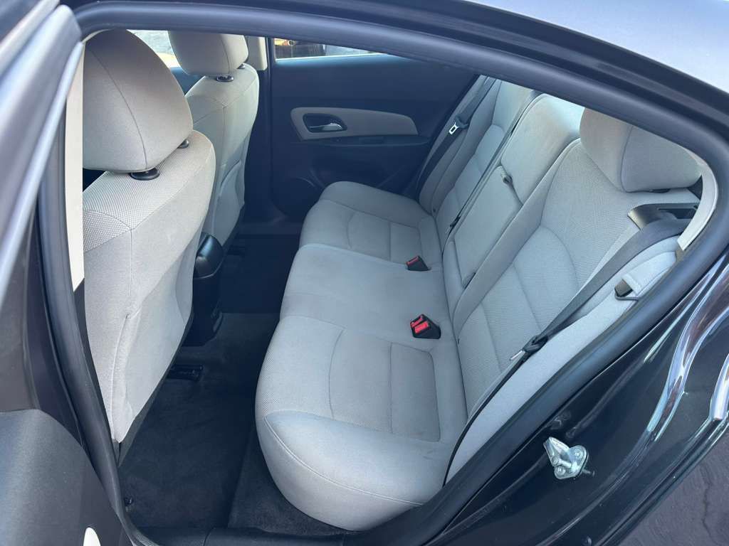 2014 Chevrolet Cruze Image 19