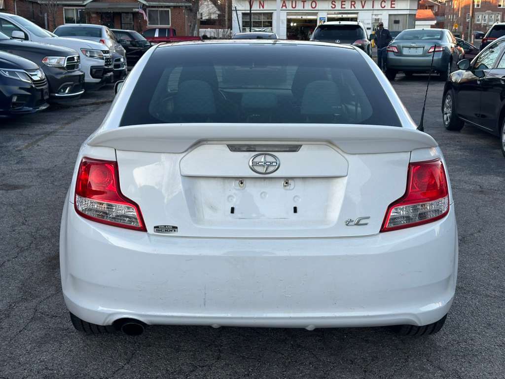 2012 Scion tC Image 8