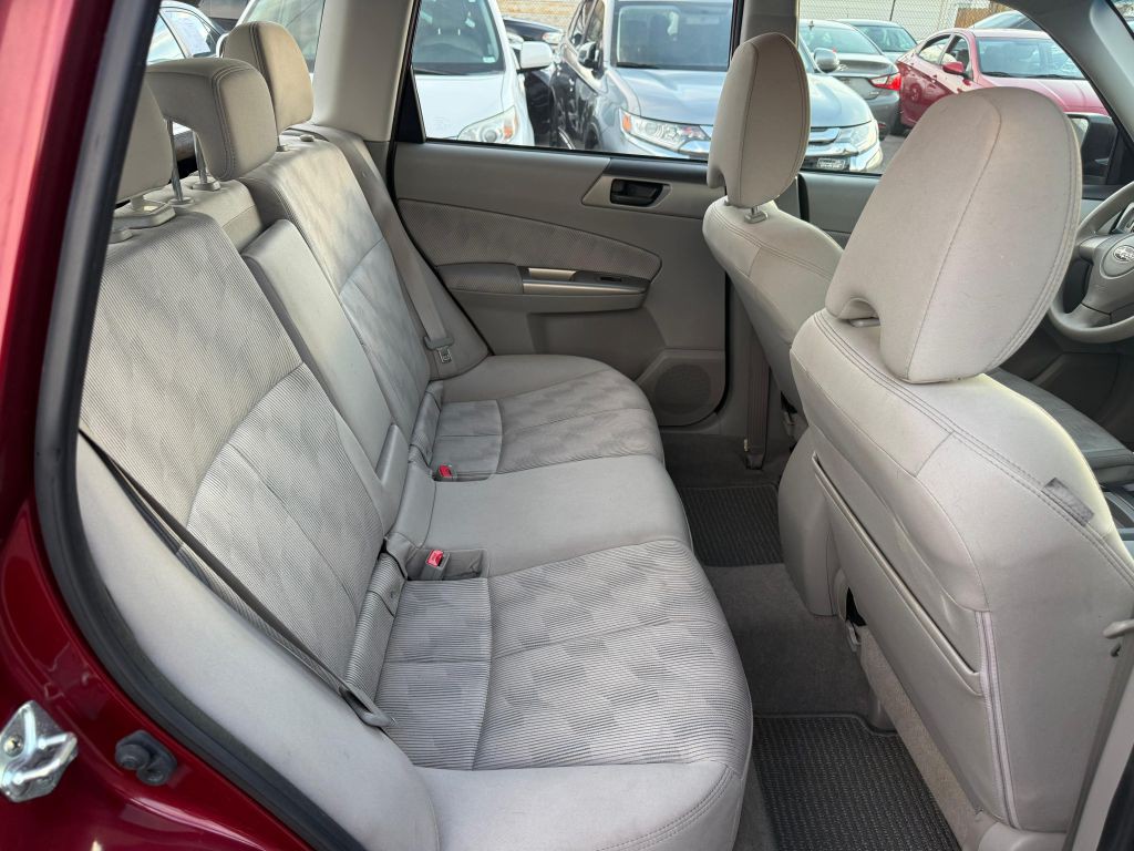 2010 Subaru Forester Image 22