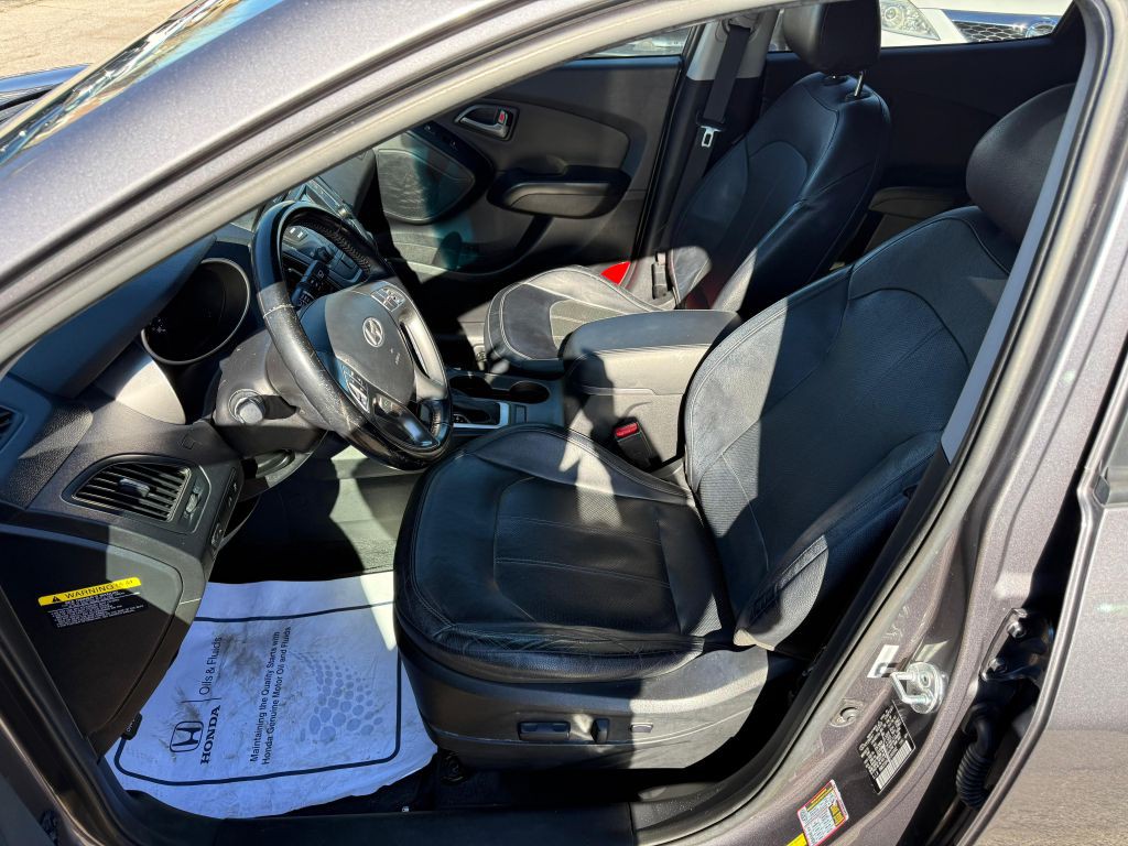 2014 Hyundai Tucson Image 12