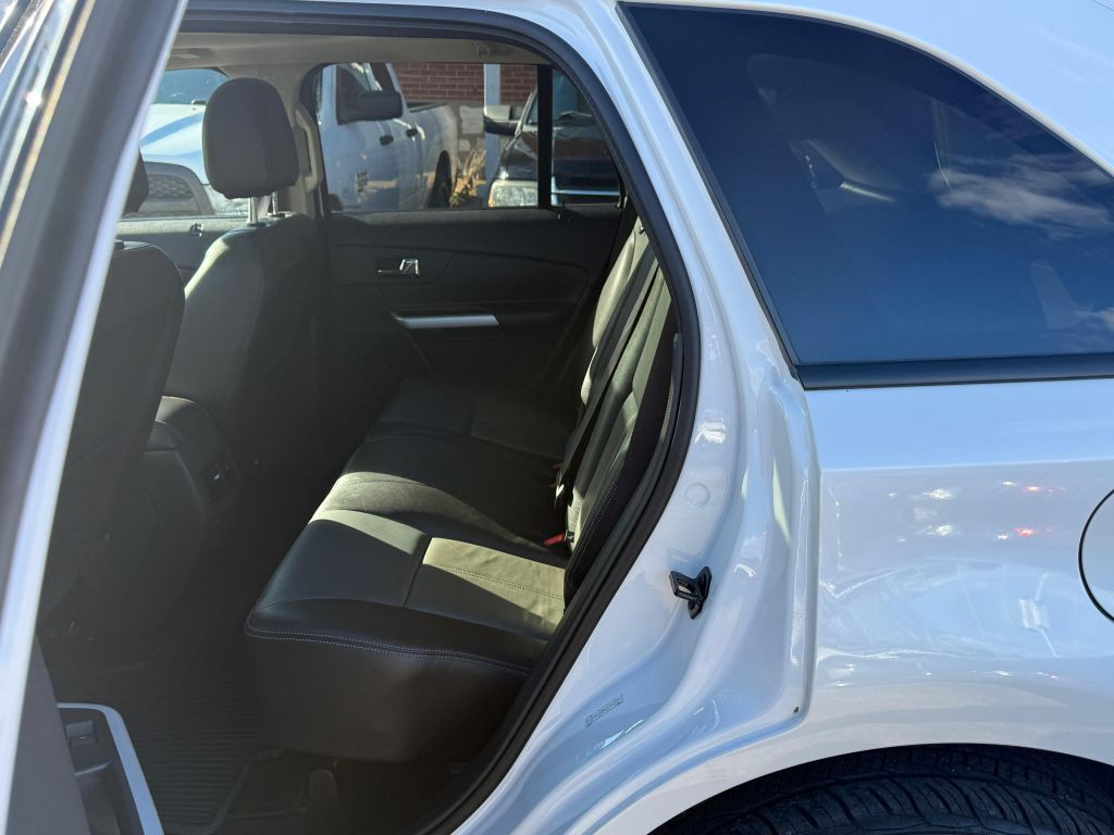 2013 Ford Edge Image 21