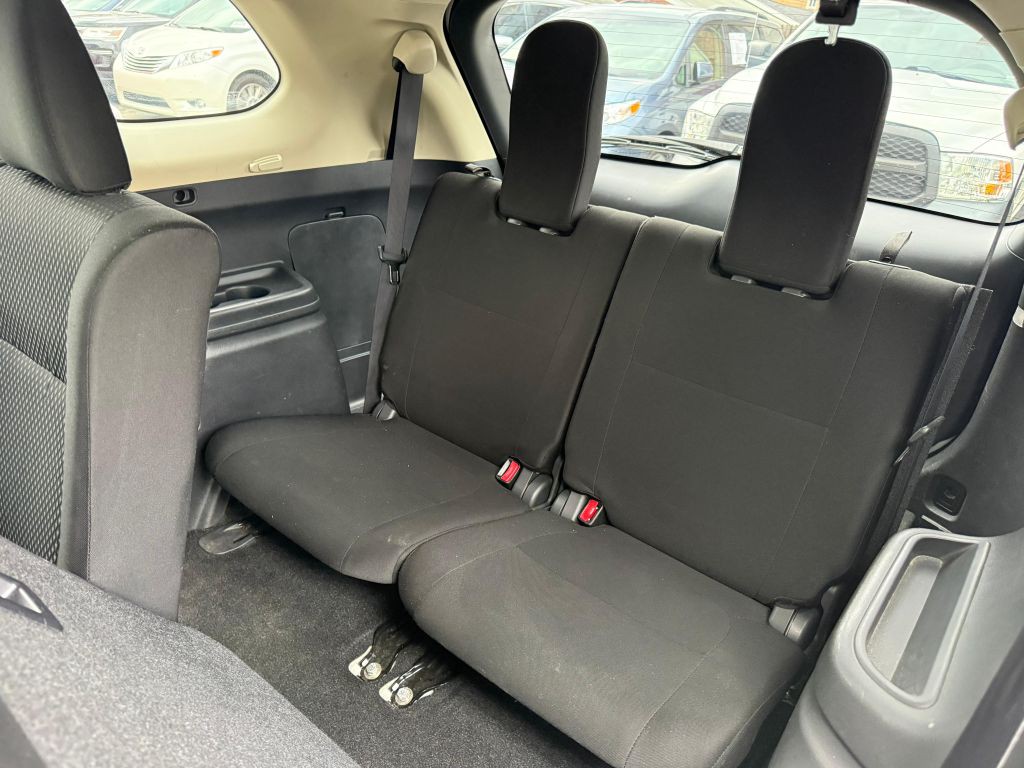 2016 Mitsubishi Outlander Image 25