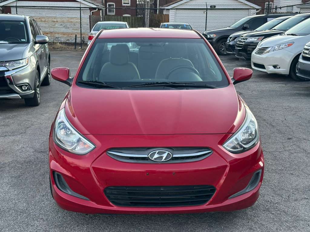 2015 Hyundai Accent Image 2