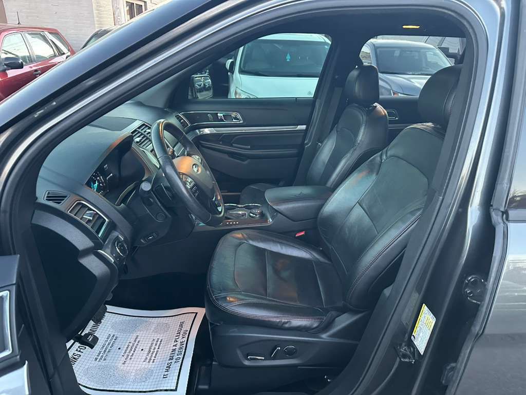 2016 Ford Explorer Image 10