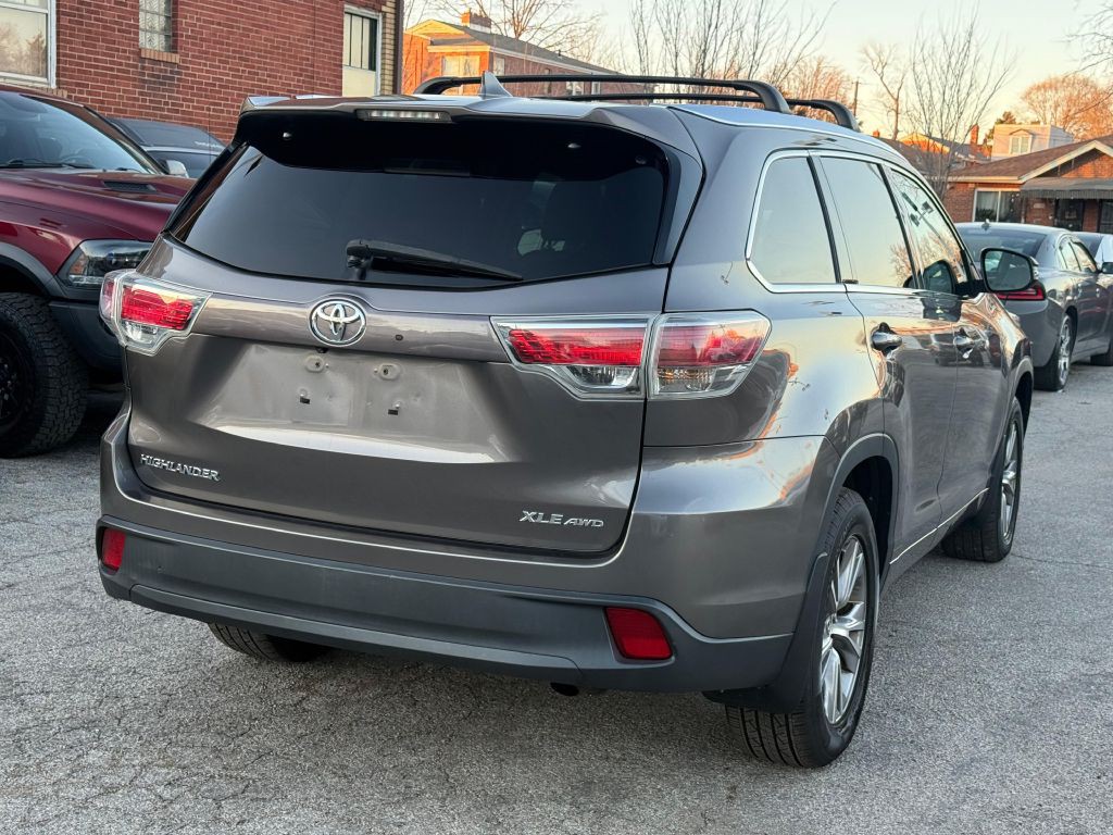 2014 Toyota Highlander Image 4
