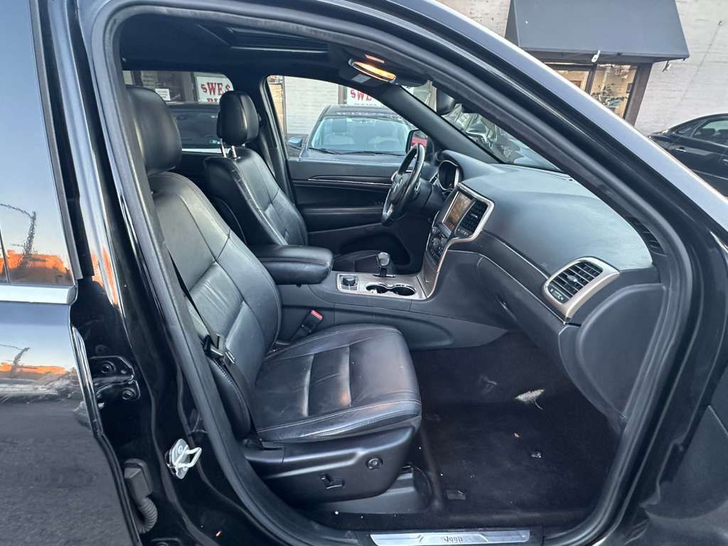 2015 Jeep Grand Cherokee Image 12