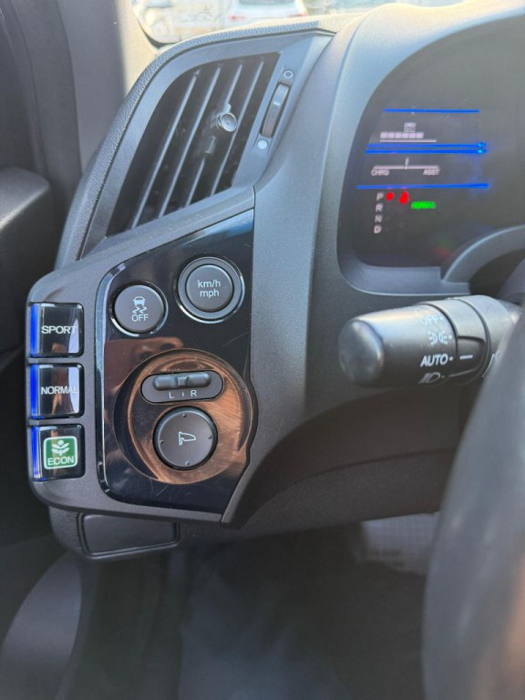 2012 Honda CR-Z Image 16