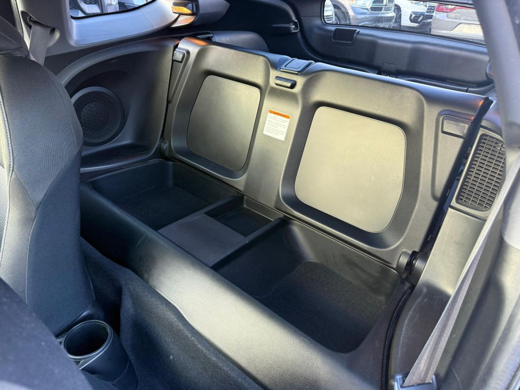 2012 Honda CR-Z Image 22