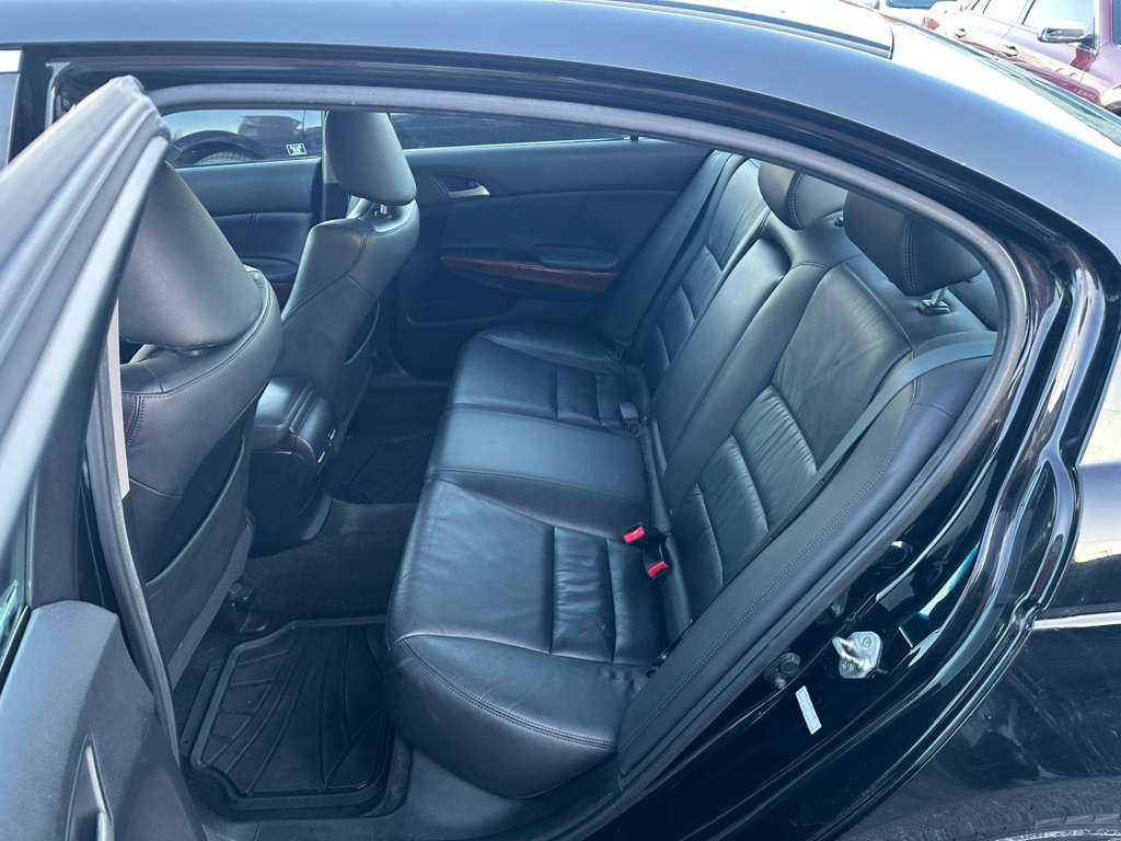 2012 Honda Accord Image 20