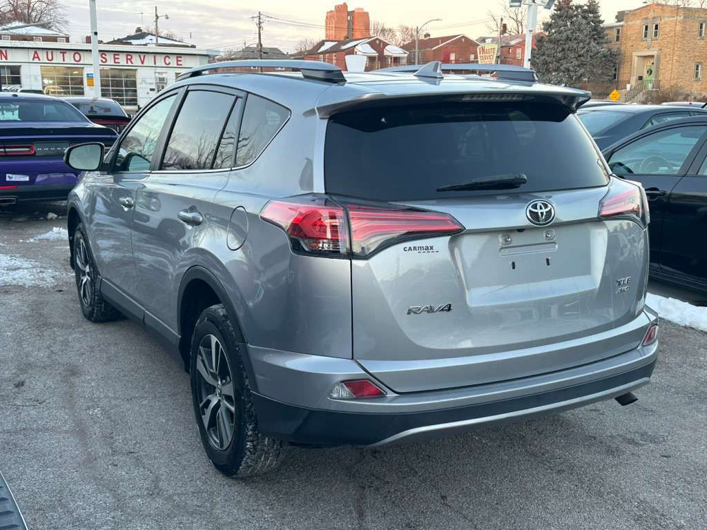 2018 Toyota Rav4 Image 6