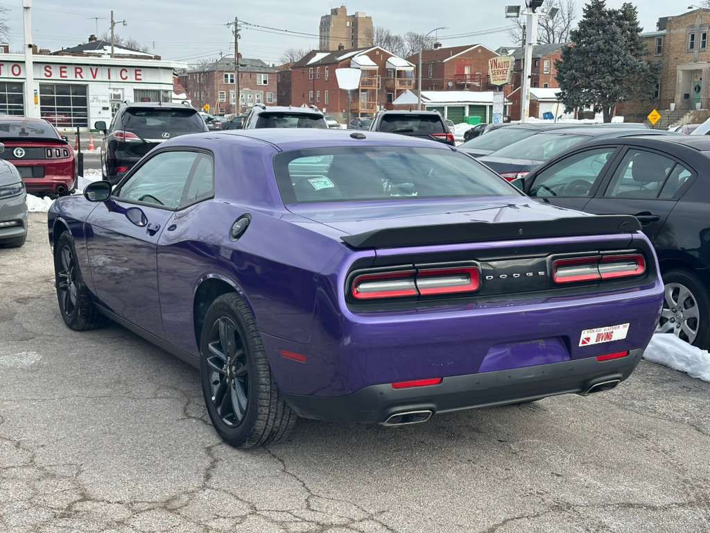 2019 Dodge Challenger Image 6