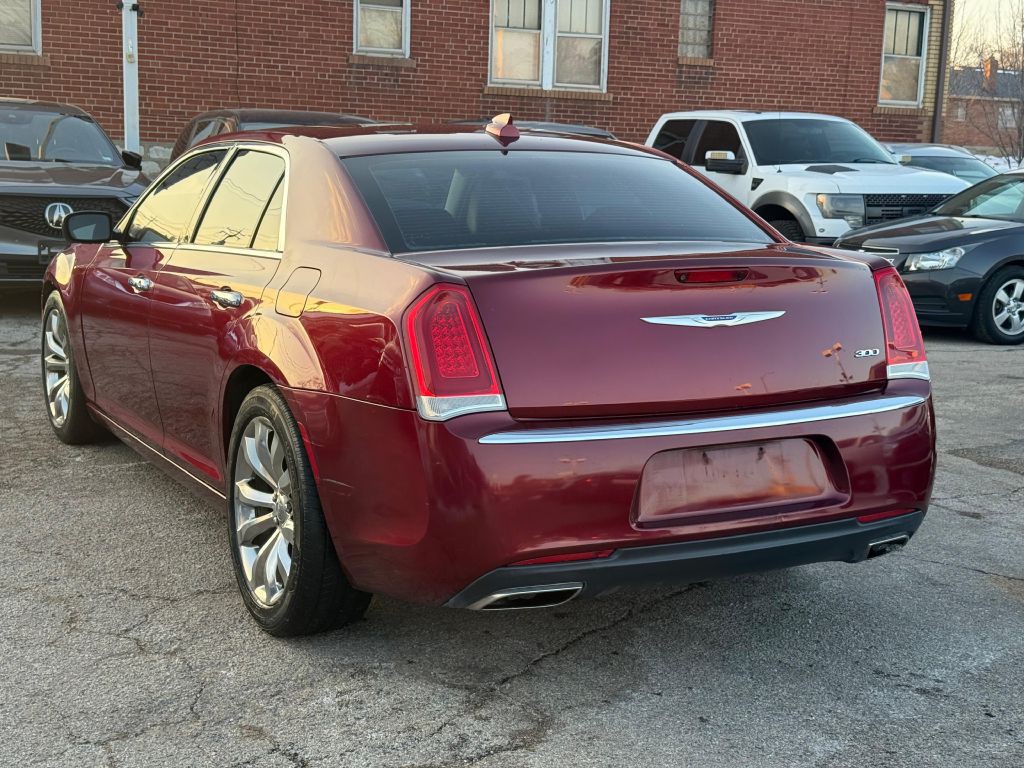 2019 Chrysler 300 Image 5