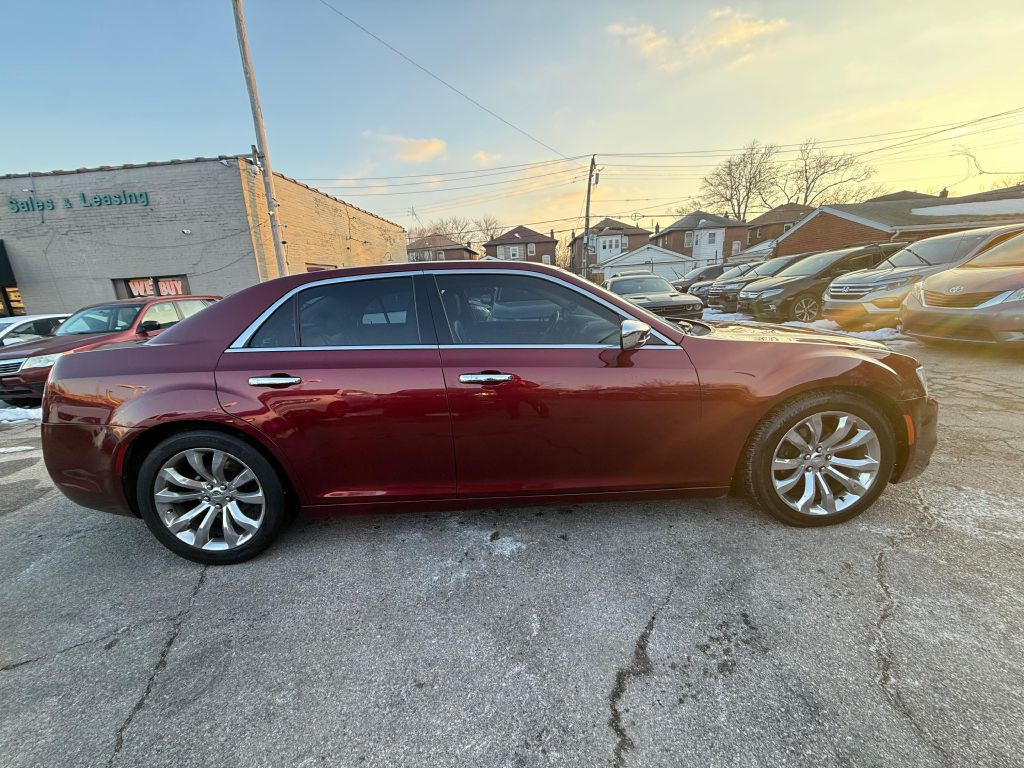 2019 Chrysler 300 Image 6