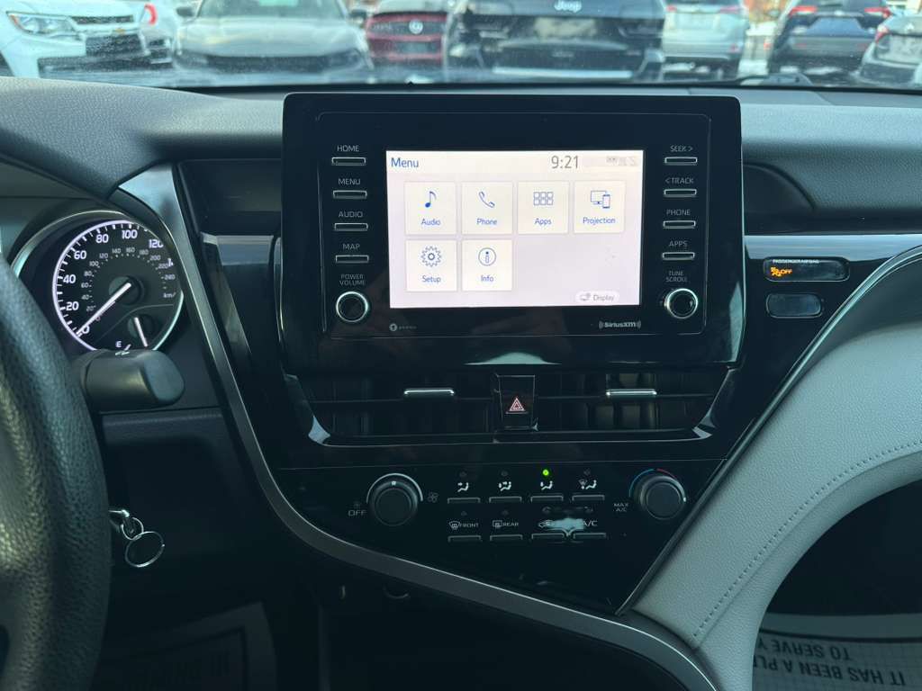 2021 Toyota Camry Image 16