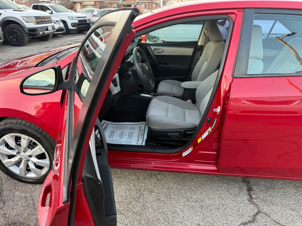 2014 Toyota Corolla Image 11