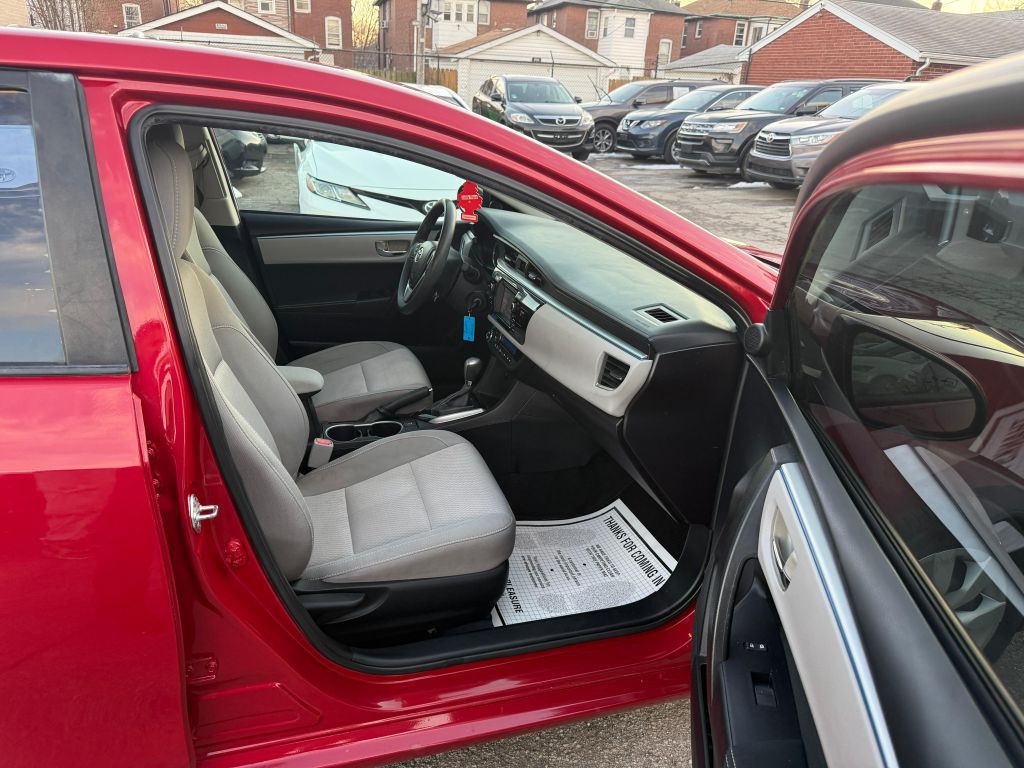 2014 Toyota Corolla Image 18