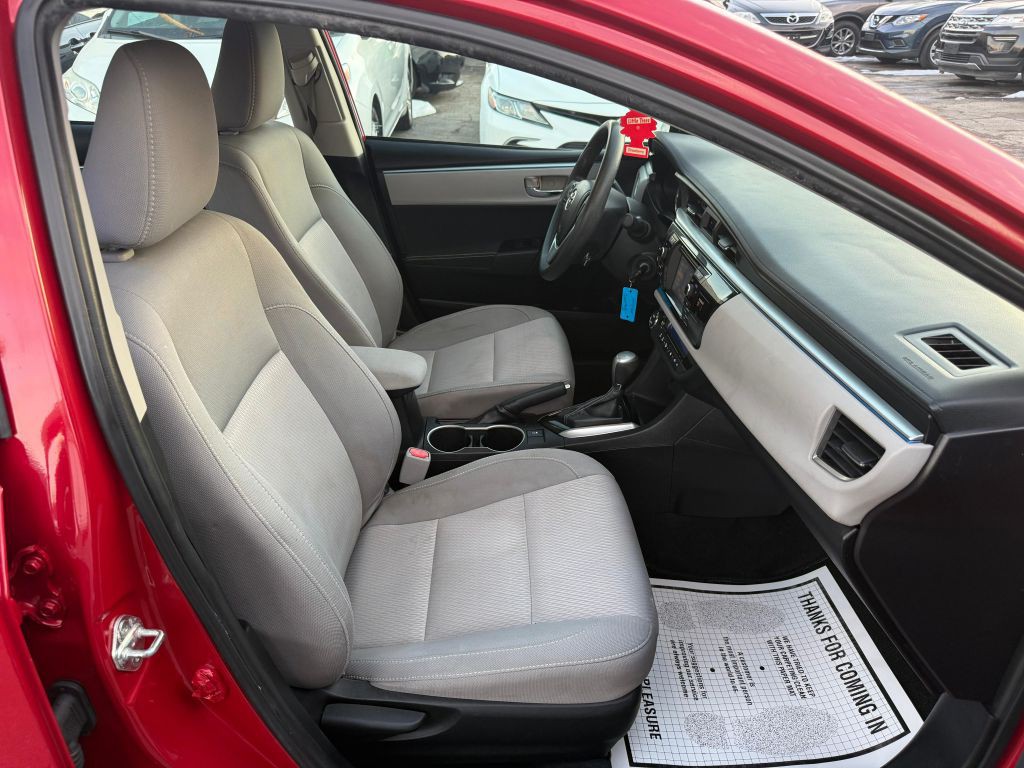 2014 Toyota Corolla Image 19