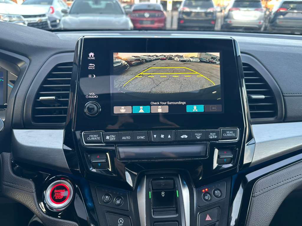 2018 Honda Odyssey Image 16