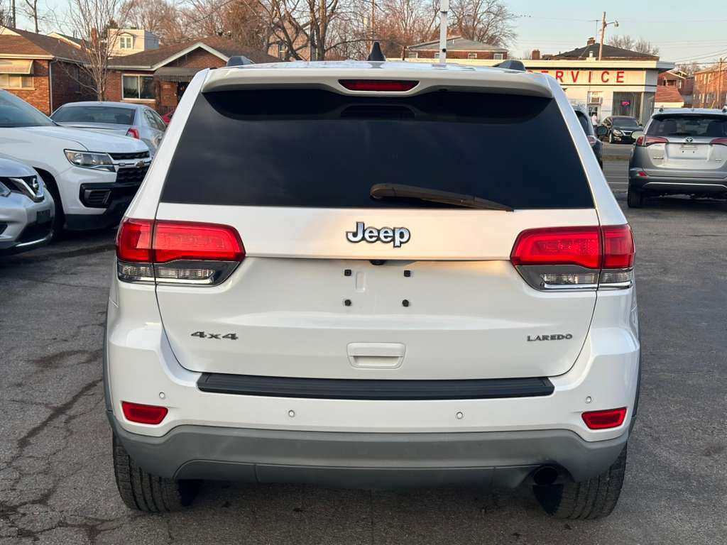 2017 Jeep Grand Cherokee Image 7