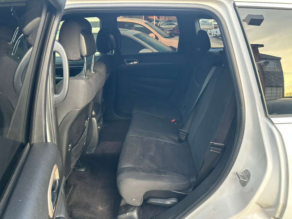 2017 Jeep Grand Cherokee Image 21