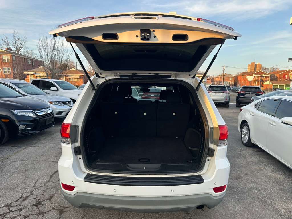 2017 Jeep Grand Cherokee Image 23