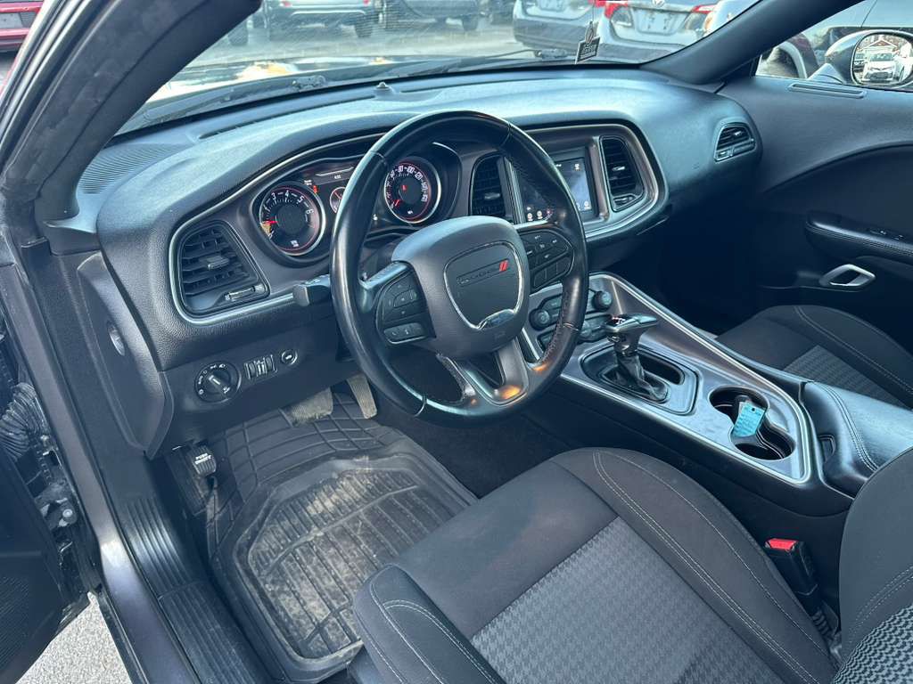 2021 Dodge Challenger Image 11