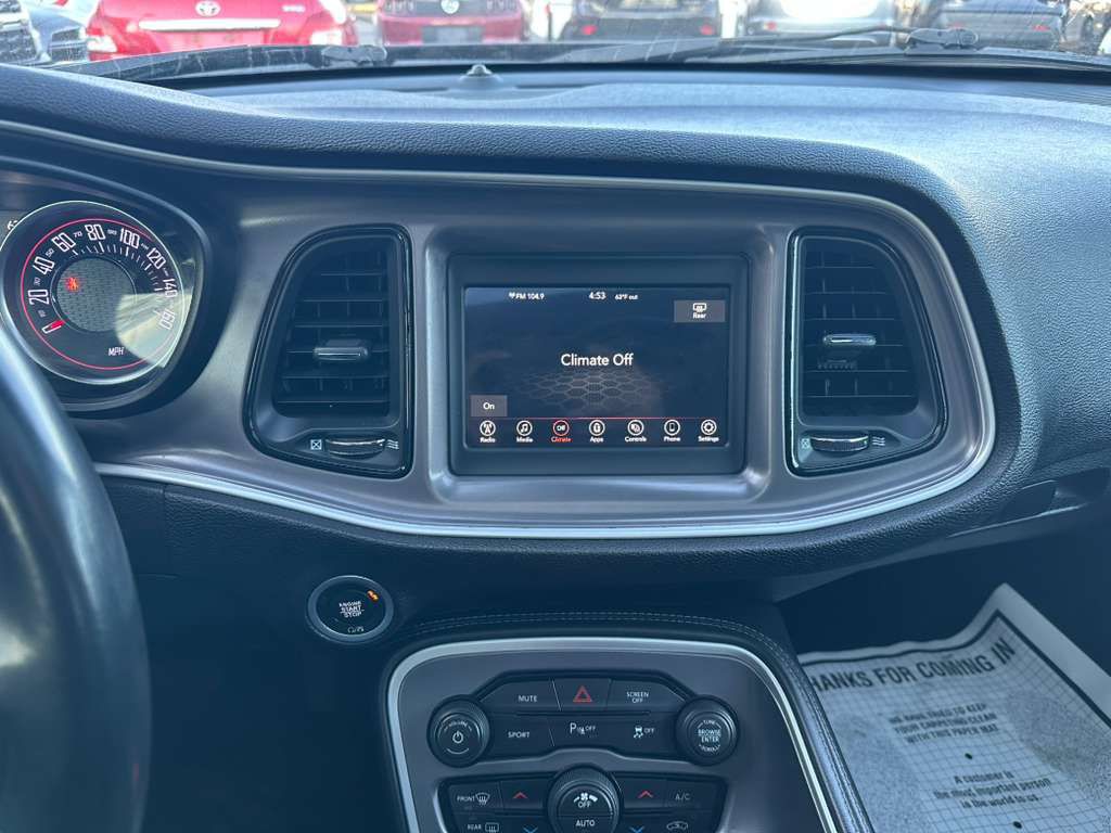 2021 Dodge Challenger Image 14