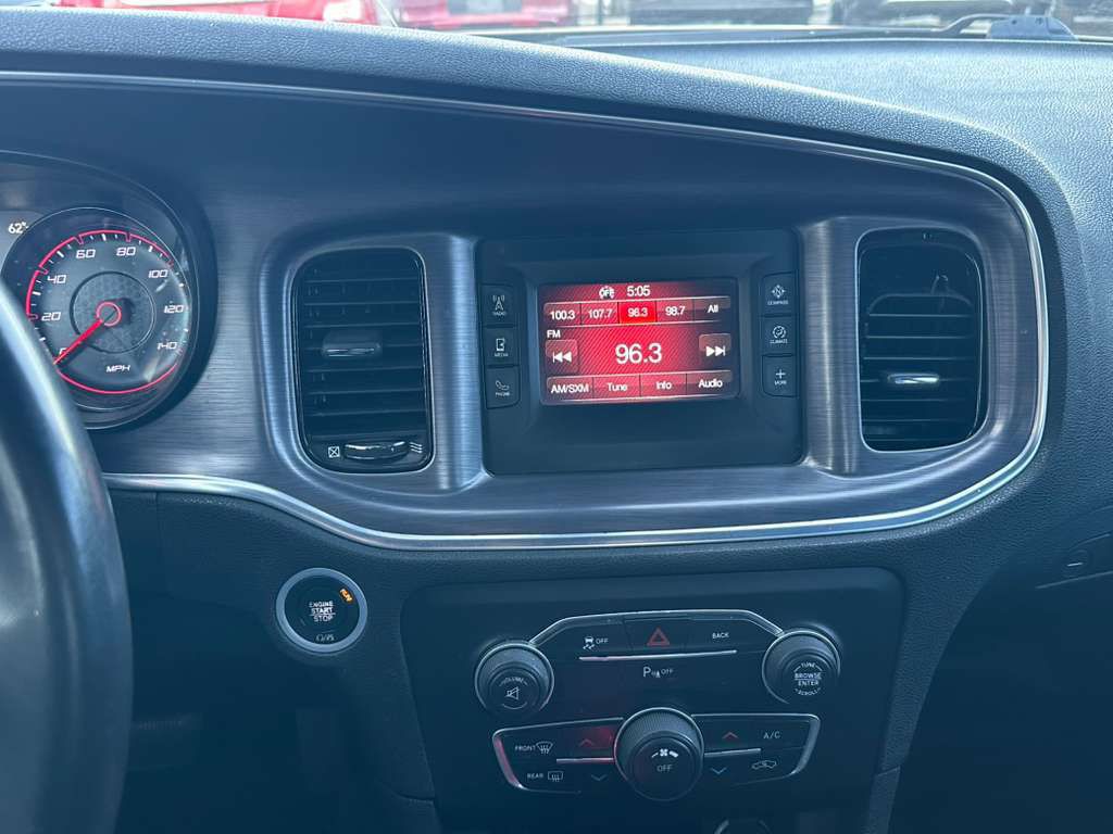 2016 Dodge Charger Image 16