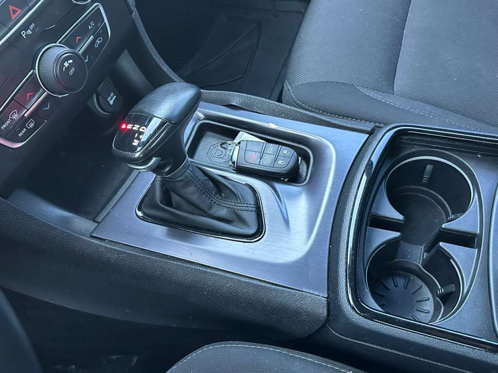 2016 Dodge Charger Image 17