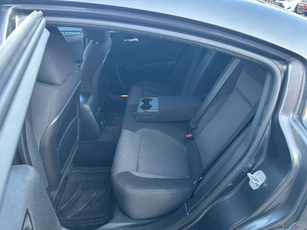 2016 Dodge Charger Image 20