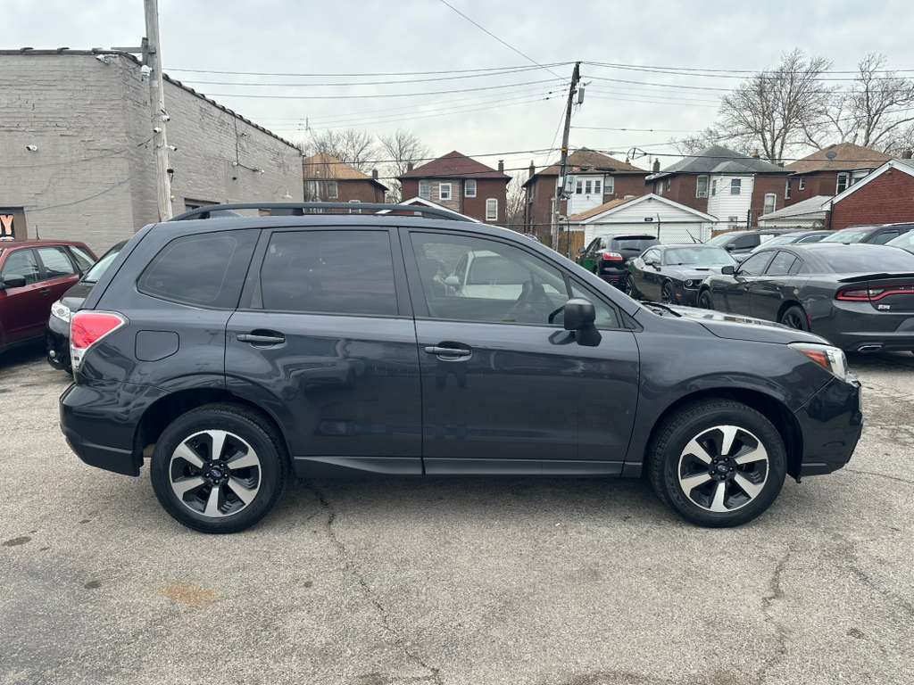 2017 Subaru Forester Image 4