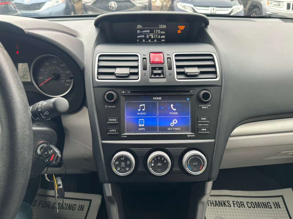 2017 Subaru Forester Image 16