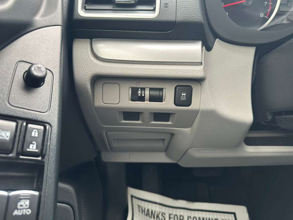 2017 Subaru Forester Image 19