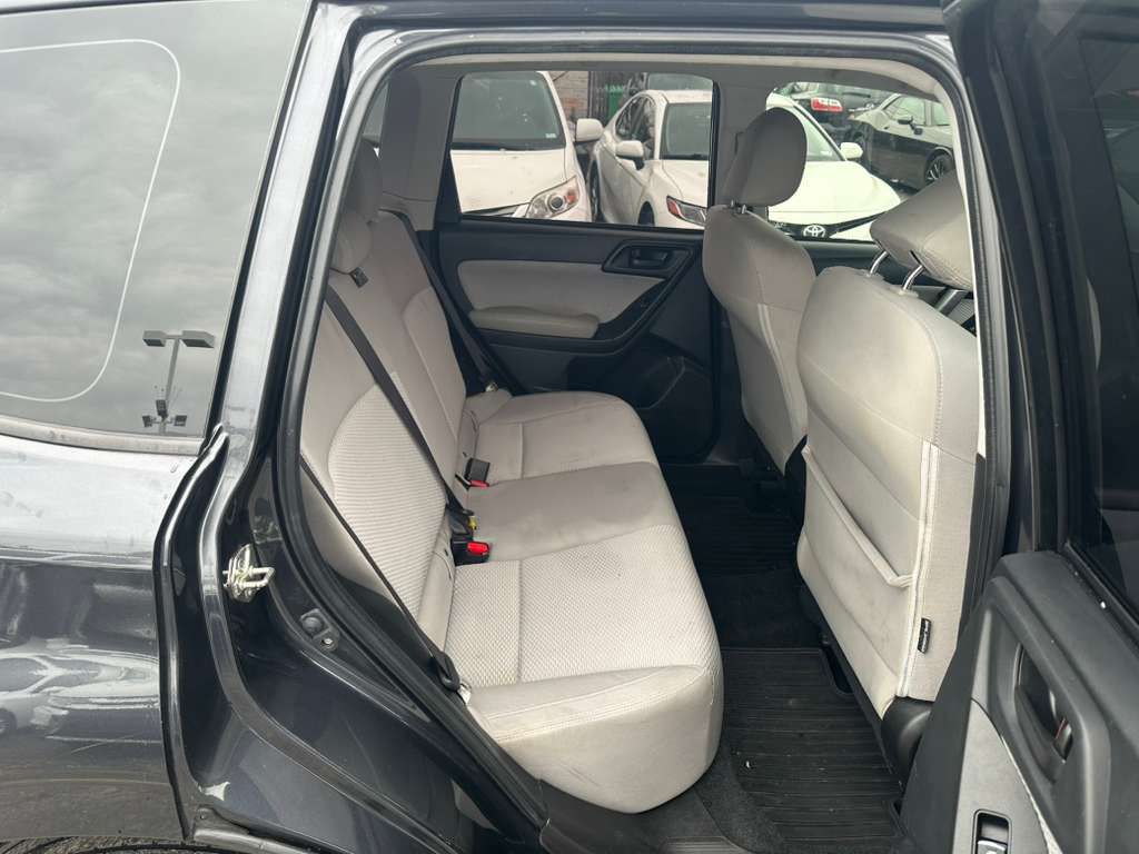 2017 Subaru Forester Image 20