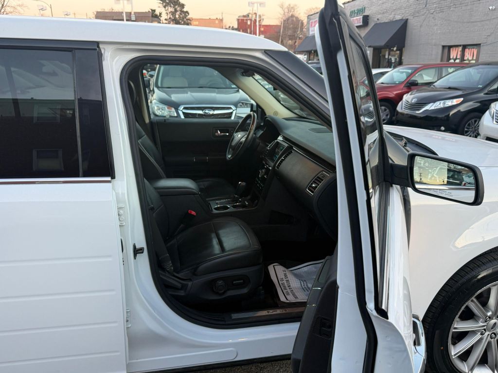 2017 Ford Flex Image 19