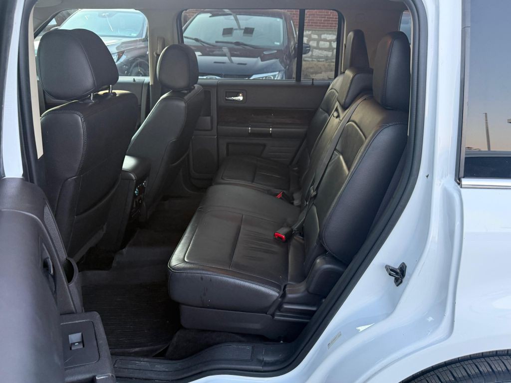 2017 Ford Flex Image 21