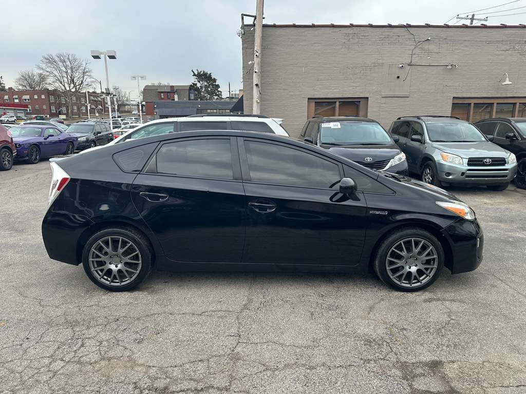 2015 Toyota Prius Image 4