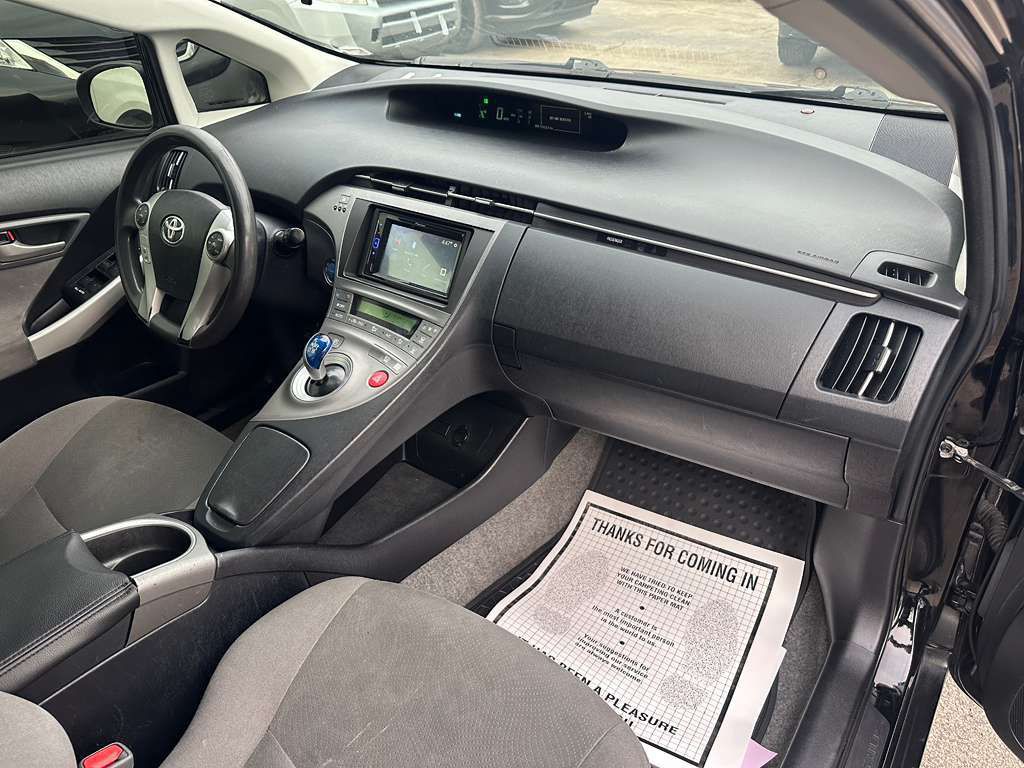 2015 Toyota Prius Image 13