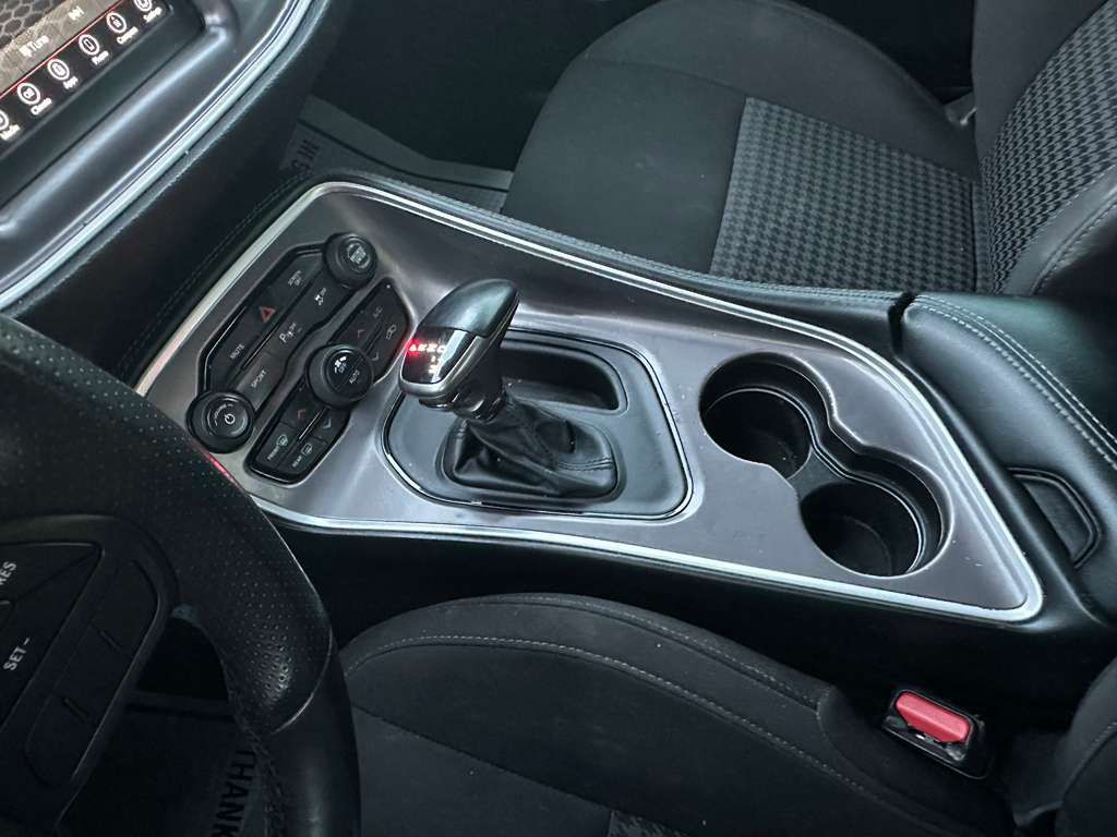 2022 Dodge Challenger Image 14