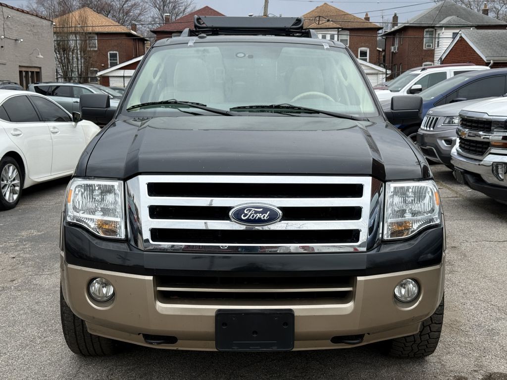 2012 Ford Expedition Image 2