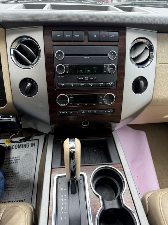 2012 Ford Expedition Image 16