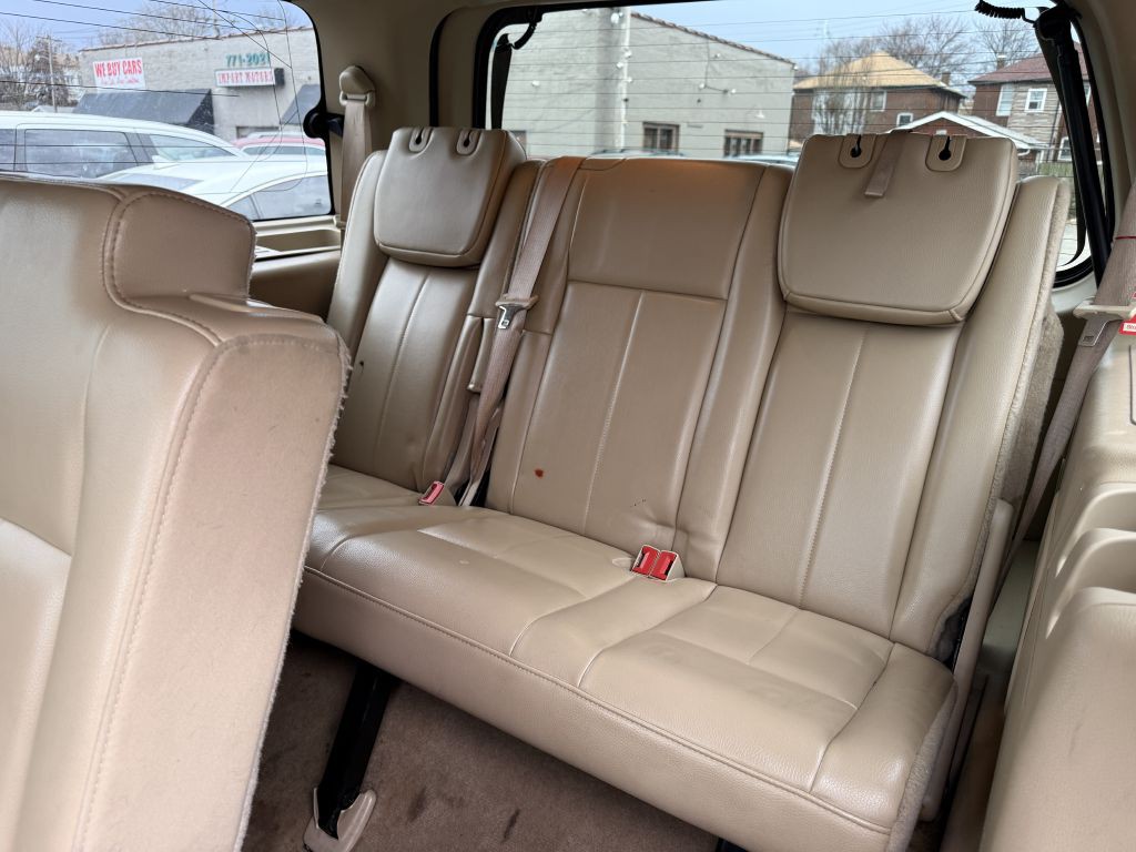 2012 Ford Expedition Image 24