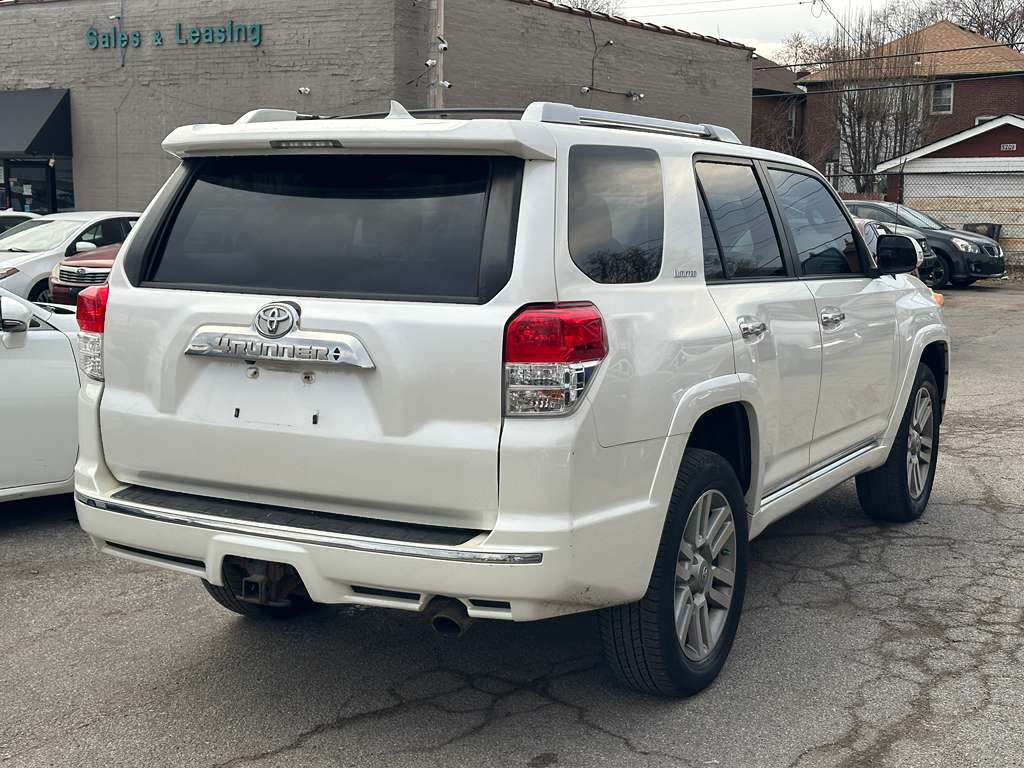 2011 Toyota 4Runner Image 8