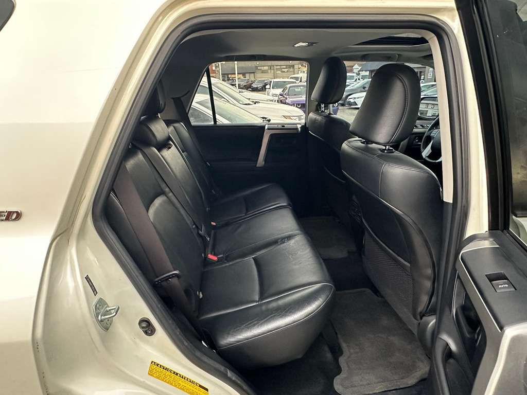2011 Toyota 4Runner Image 19