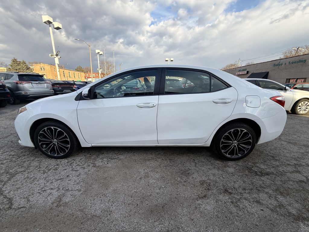 2015 Toyota Corolla Image 7